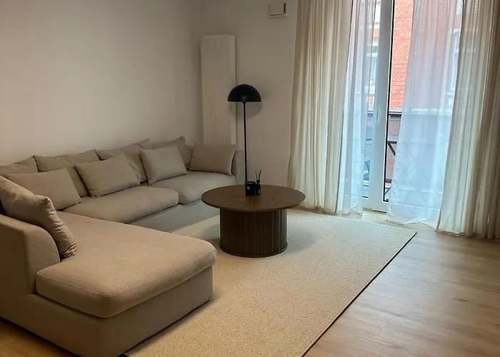 Neubauwohnung 5 Minuten Zur Messe Appartamento