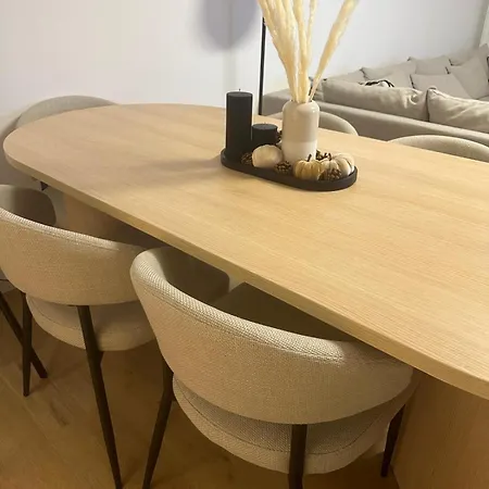 Neubauwohnung 5 Minuten Zur Messe Apartmán *